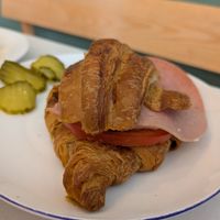vegan ham croissant at Dauns in East London