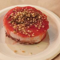 Dessert "Semifreddo ai cachi" but with strawberries at HUG at Turnè in Monza