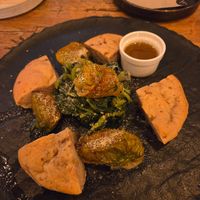 Biete spadellate con fiori di zucca ripieni at HUG at Turnè in Monza