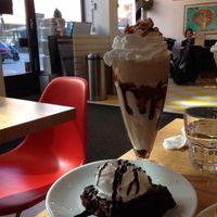Snickers milkshake and brownie at Delivore in Stockholm