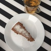 Dessert 😍 at Taberna do Mundo in Braga