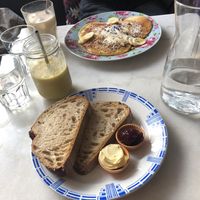 toast  at L'Alchimiste in Brussels