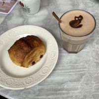 Pain au chocolate and a hot chocolate  at L'Alchimiste in Brussels