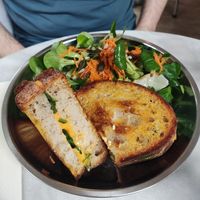 Vegan cheese toastie at L'Alchimiste in Brussels