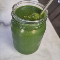 Green mango smoothie at L'Alchimiste in Brussels