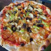Build your own pizza at Farm Star Pizza in Chico