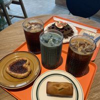   at Bakeshop Pivot in Seoul