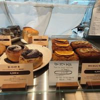  at Bakeshop Pivot in Seoul