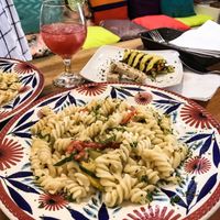 Pasta carbonara style with kombucha at VEGAN GARDEN in Barranquilla