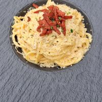 Spaghetti alla carbonara at Spritz in Antwerpen