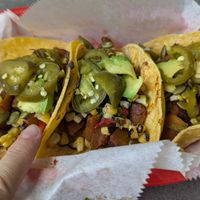 Three Sisters (vegan) 🌶️
Roasted butternut squash, black beans, corn pico, pepitas, pickled jalepeño, avocado at Brazos Tacos in Charlottesville