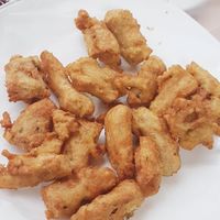 콩치킨 soy chicken at Pyeonhan Jipbap - 편한집밥 in Busan