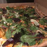 vegan pizza with salad at Spor 1 in Aalborg