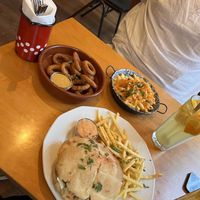 Zucchini burger, carbonara and onion rings  at Szabad Bisztro in Budapest