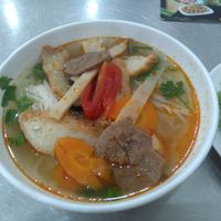 Fish cake noodle bowl at Tiem Chat Thanh Thao in Pleiku