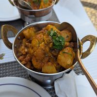 Vegan aloo tikki at Indian Hut in Olhao
