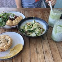 Tomaten tarte links hinten war am besten  at Gratitude in Tauranga