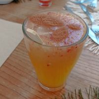 🍎 and cinnamon juice 🥤 at DaTerra in Aveiro