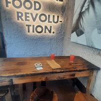 Sitting area at Honest Greens - Plaça Catalunya in Barcelona