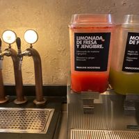 Refill de sumos naturais   at Honest Greens - Plaça Catalunya in Barcelona