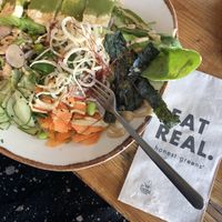 Umami salad with fresh tofu. at Honest Greens - Plaça Catalunya in Barcelona