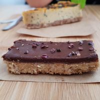 Twix e torta de maracujá at Purana in Sao Paulo