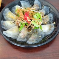 Boiled dumplings at Chay Corner in Da Nang