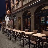 Sitzplätze außen at Tante Förster in Furth