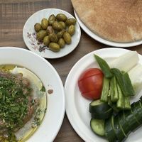 מנת פתיחה at El-Vadi in Mi Ilya