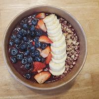 Acai bowl with fruit and granola at Smoosh in Pembroke