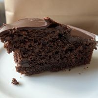 Cake choco-banane maison 🌱 vegan   at MoMa in Mons