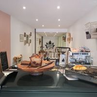 Inside of Gurou Street Food at Gurou Street Food in La Rochelle