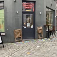 Devanture   at Season'S in Mons