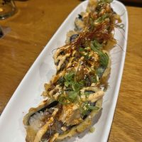 Tempura roll with spicy tofu, mushroom, green onion, ichimi, sesame, spicy aioli, sweet soy  at Tane Vegan Izakaya in Honolulu