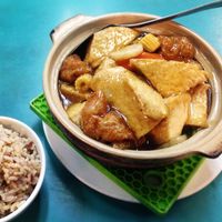 Claypot with brown rice at Lucky Creation Vegetarian in San Francisco