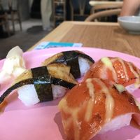 Salmon possibly eel sushi at Maruyama 丸山精进料理 in Shanghai