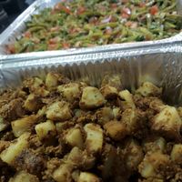 soy-chorizo potatoes & cactus salad 🌵🌵
Plant based 
Pre-order for your events at El Charrito Market in Gilroy