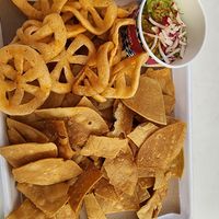 Chips and guac at OSO Paseo in Oklahoma City