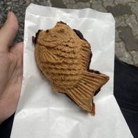 Taiyaki vegan, pâte anko.  at Taiyaki Hiiragi in Tokyo