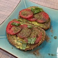 Avocado toast at Izzy's Market Vegetarian Boutique in Vila Do Bispo