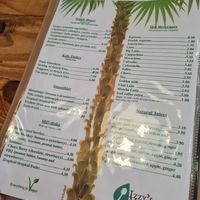 Menu at Izzy's Market Vegetarian Boutique in Vila Do Bispo