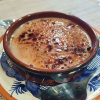 Strawberry creme brulè at Izzy's Market Vegetarian Boutique in Vila Do Bispo