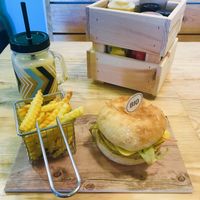 Vegan burger  at Izzy's Market Vegetarian Boutique in Vila Do Bispo