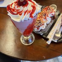 Milkshake de morango  at The Boinas in Sao Paulo