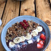 Açaí bowl & Chocolate Heaven (up) at Preps in Maastricht