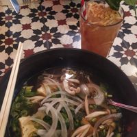 Vegan Phở, tamarind lemonade and veggie rice noodles with spring rolls at Chi Thu - Morassistrasse in Munich