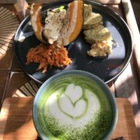Bon soy matcha lattee and vegan falafel and vege plate  at Vermillion - cafe. in Kyoto