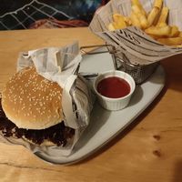 No bones burger with fries at no bones in Krakow