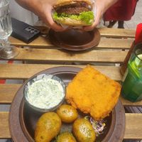 Burger(was pack of flavour trust!) And kotlet i mizeria at no bones in Krakow