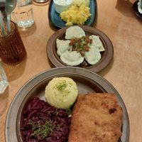 Mains at no bones in Krakow